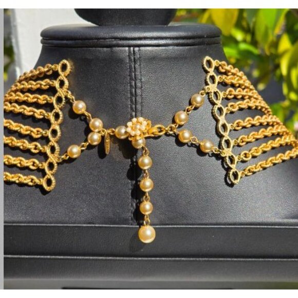 Rare Miriam Haskell 8 Tiered Crystal Gold Tone Faux Pearl Runway Statement - Picture 3 of 16